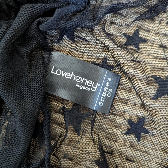 Lovehoney All in One Piece, One Size, Gorgeous Star Detailed Material - Picture 2 of 3